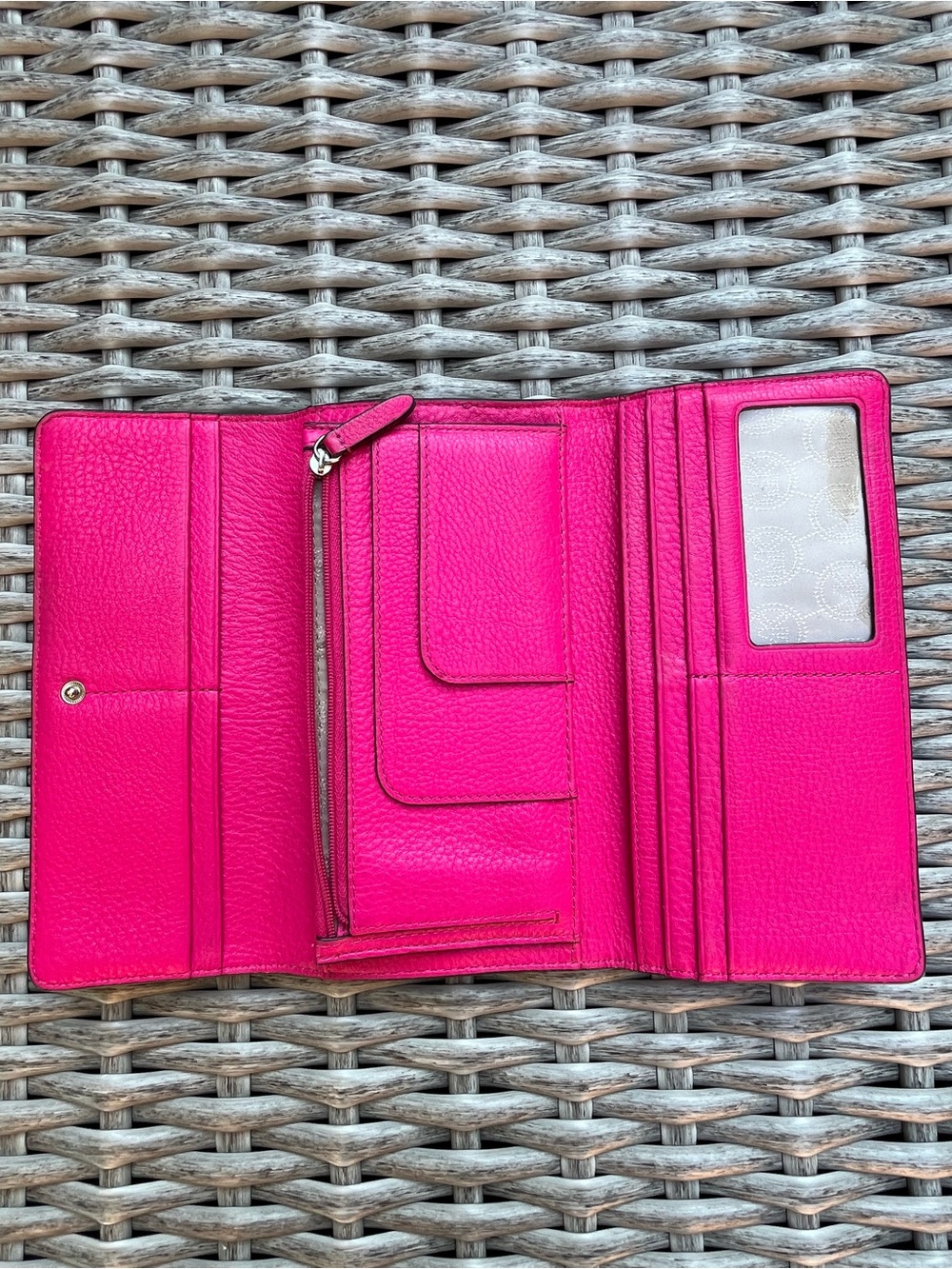 Michael Kors Hot Pink Pebbled Leather Wallet with Gold Logo - Picture 3 of 5